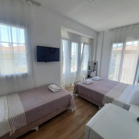 Adil 2* Çeşme