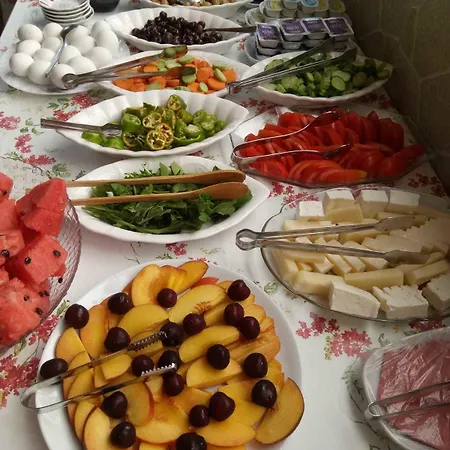 Adil Alojamento de Acomodação e Pequeno-almoço 4*