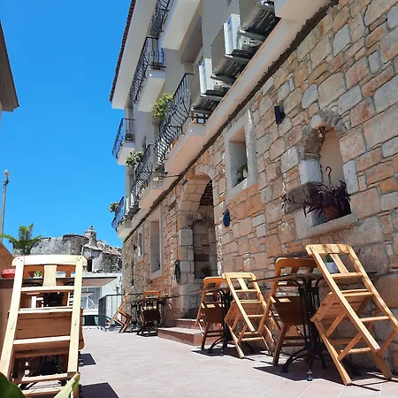 Adil Nocleg ze śniadaniem Çeşme