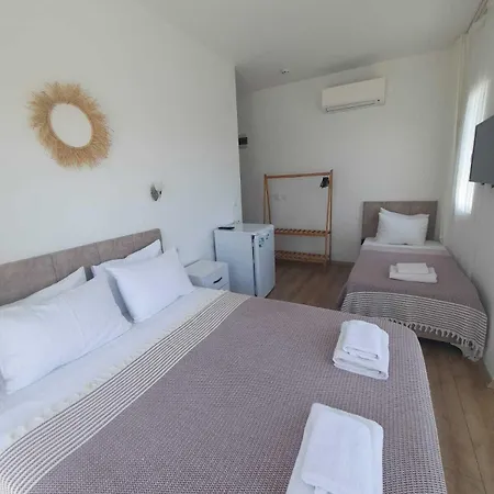 Alojamento de Acomodação e Pequeno-almoço Adil 4*