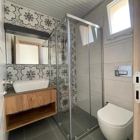 爱迪尔畔斯永旅馆