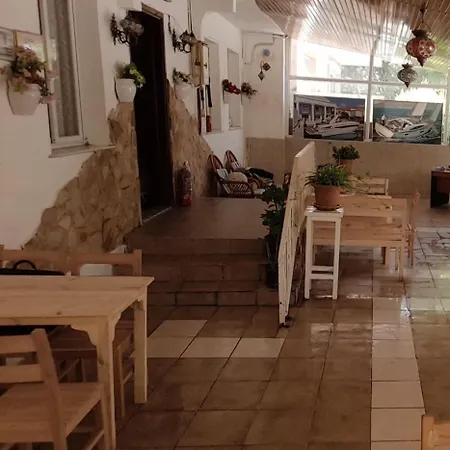 住宿加早餐酒店 爱迪尔畔斯永旅馆 4*