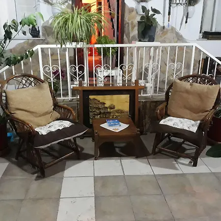 爱迪尔畔斯永旅馆 4*