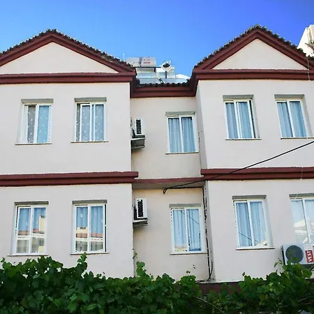 住宿加早餐酒店 爱迪尔畔斯永旅馆 Çeşme