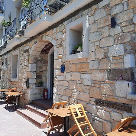 爱迪尔畔斯永旅馆