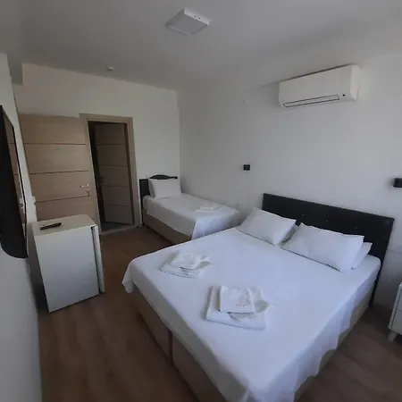 爱迪尔畔斯永旅馆